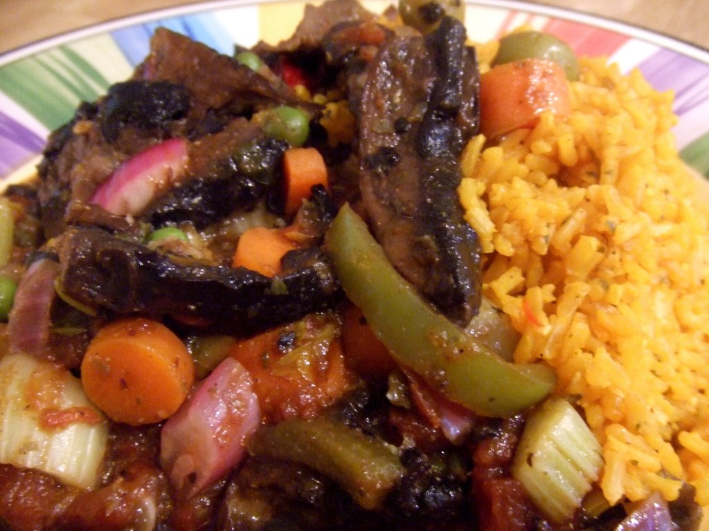 ropa vieja with rice plate