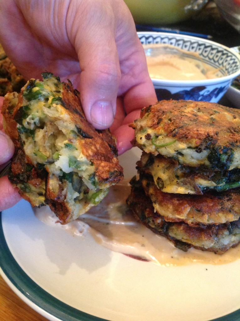 Potato Spinach Fritters with Daiya (41)